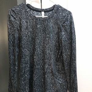 Lululemon long-sleeved shirt